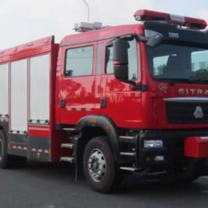 SINOTRUK emergency rescue fire truck diesel rear drive 6 seats 4×2 manual transmission