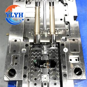 High-Quality Automotive Injection Mould Precision Engineering for Vehicles