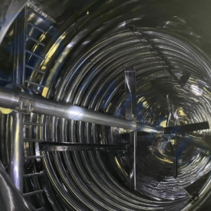 SS321 mixing tank, Reactor with coil jacket and inner paddle mixer with coil cooling system